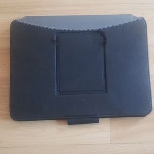 Key board for tablet